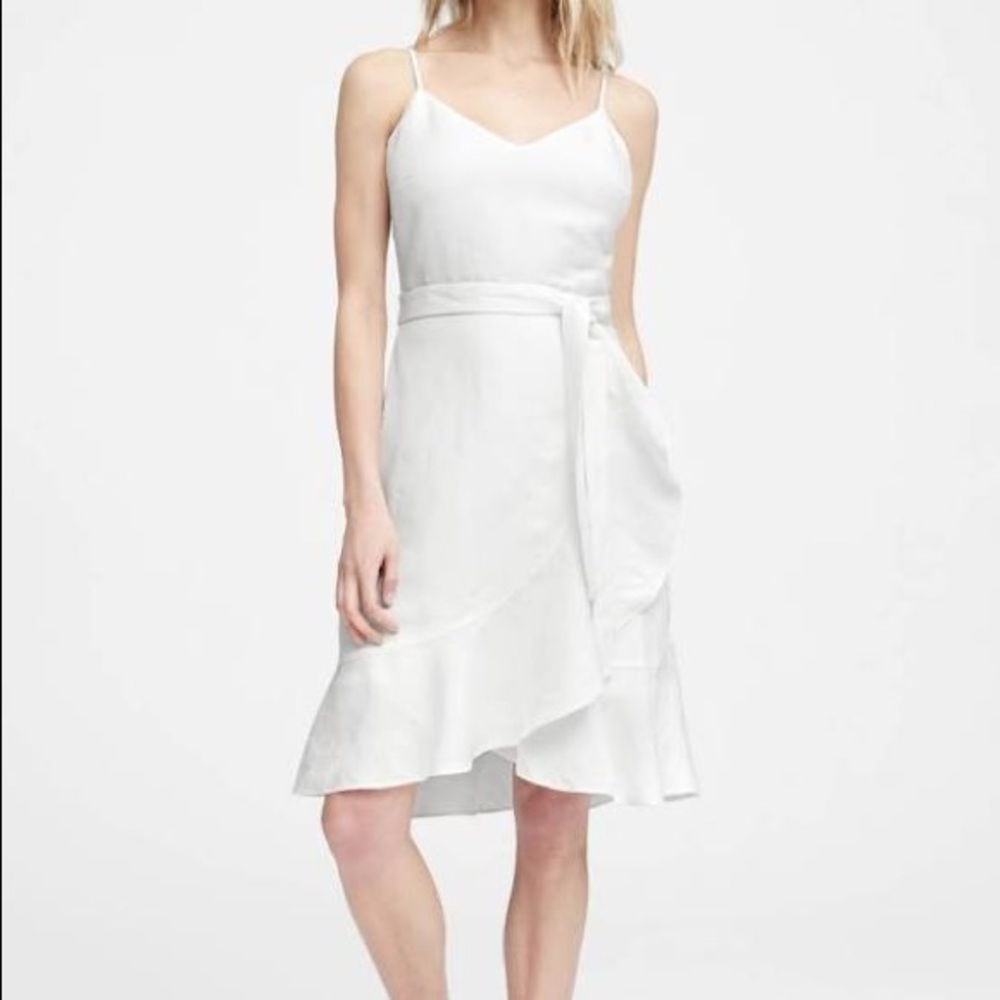 White banana republic dress